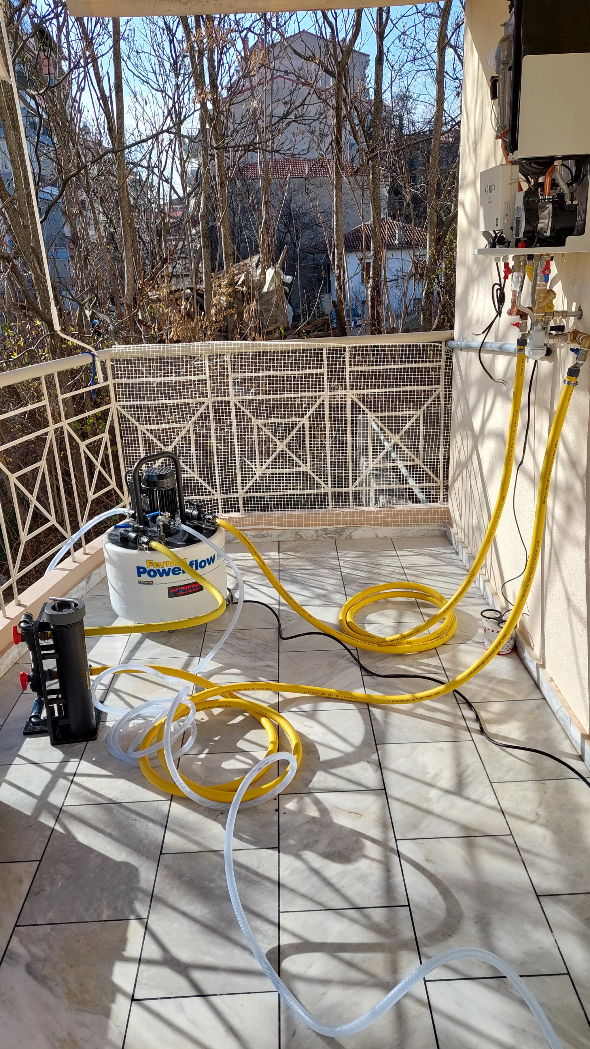 Χημικός Καθαρισμός: Η Απαραίτητη Προετοιμασία για τη Μέγιστη Απόδοση του Συστήματος Θέρμανσης - Φωτογραφία 6